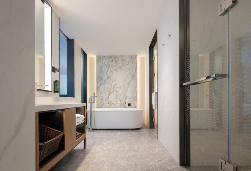 スイート, Hampton By Hilton Guangzhou Xintang