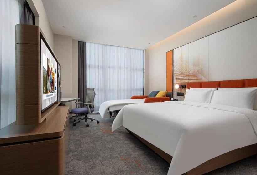 غرفة سوبيريور عائلية, Hampton By Hilton Guangzhou Xintang