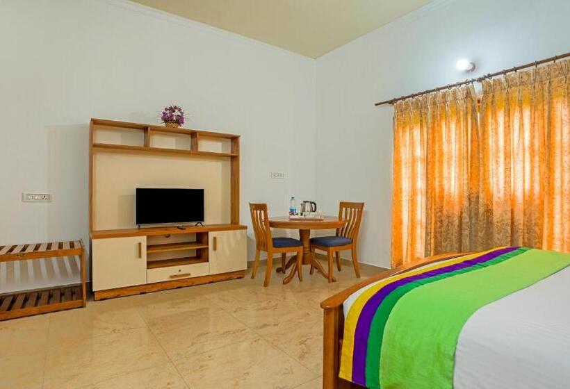 Номер Стандарт, Itsy Hotels Classiyo Munnar Crown Resorts With Balcony