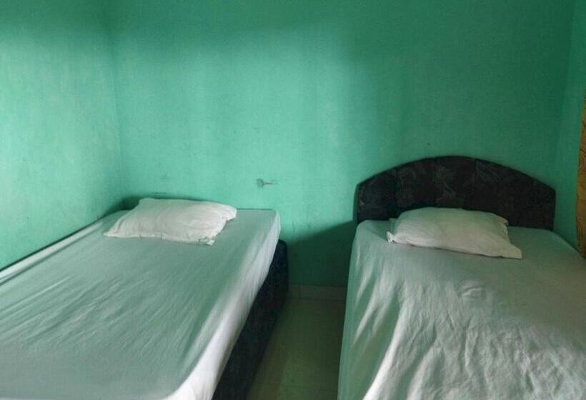 غرفة ديلوكس, Oyo 93306 Rinjani Guest House