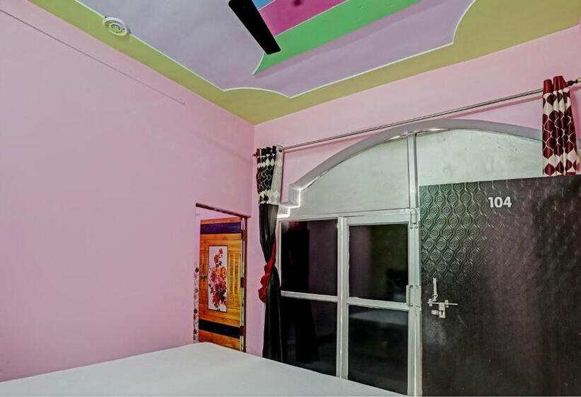 트리플 클래식 룸, Oyo Classic