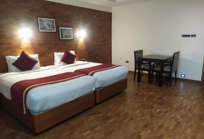 스탠다드 룸 킹사이즈 침대, Jvk Park Hotel Kerala