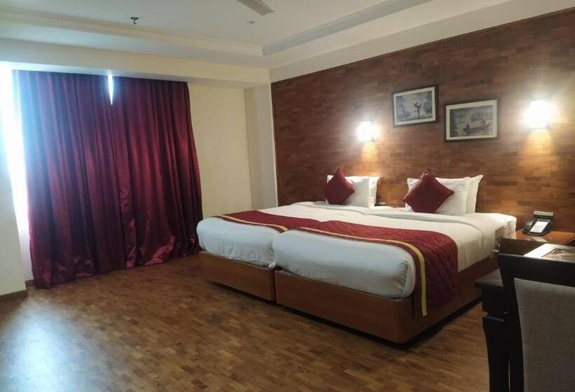 스탠다드 룸 킹사이즈 침대, Jvk Park Hotel Kerala