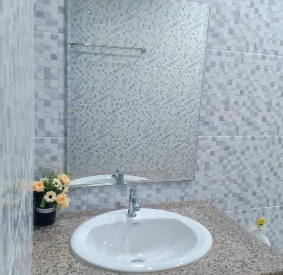 Quarto Estandar Cama King, Minton Resort มิลตั้น รีสอร์ท