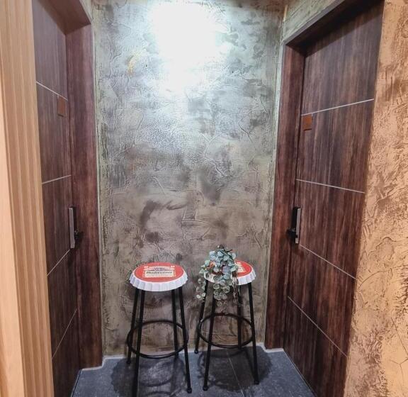 标准间, Space Guesthouse