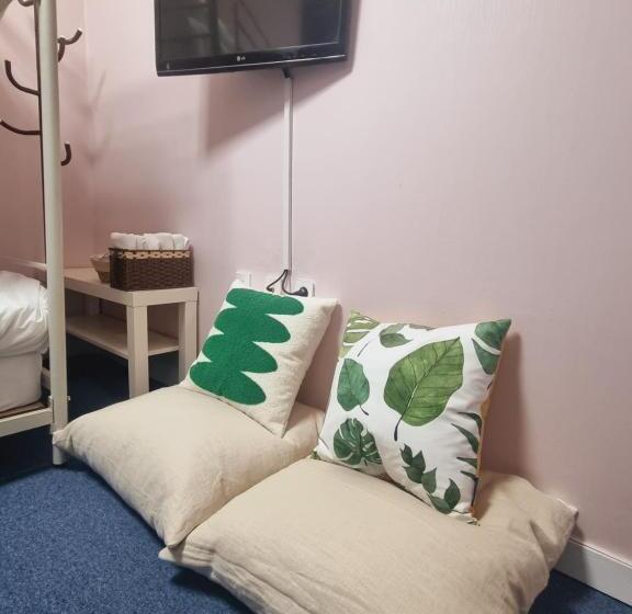 标准间, Space Guesthouse