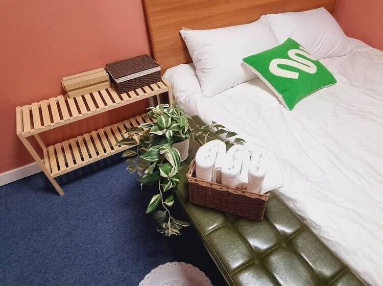 标准间, Space Guesthouse