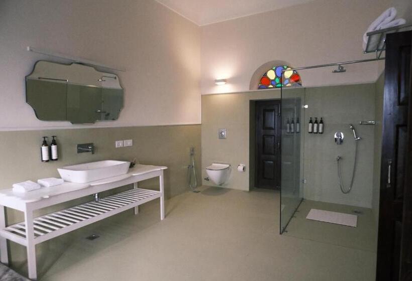 غرفة قياسية سرير كينج, Vivaana Museum