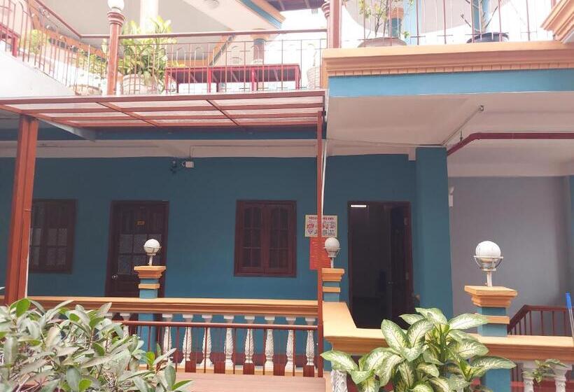 اتاق لوکس, Saigon Rooftops Hostel