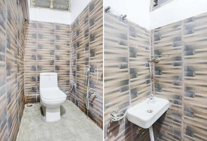 חדר קלאסי לשלושה, Spot On Sky Blue Hotel 2