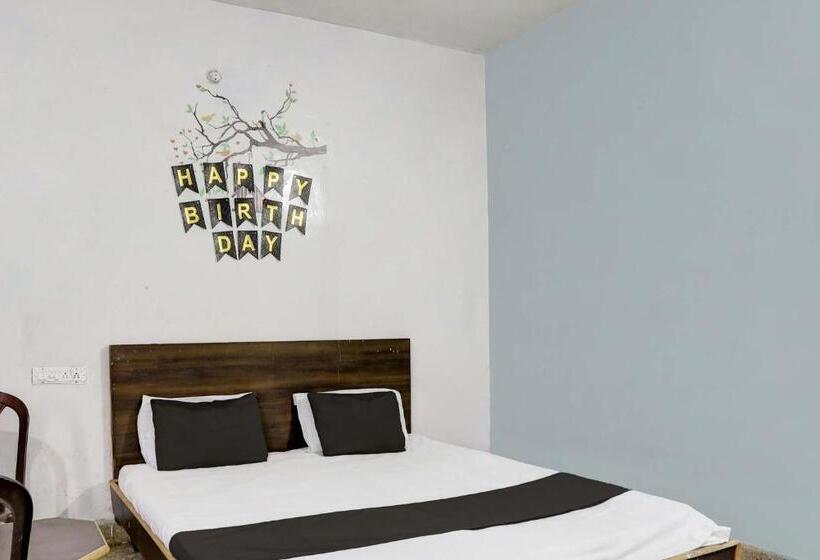 חדר קלאסי לשלושה, Spot On Sky Blue Hotel 2