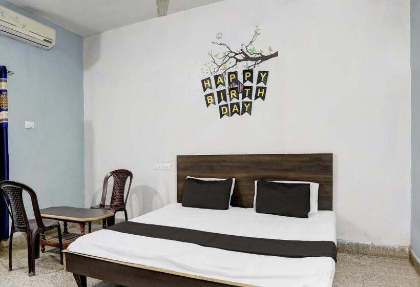 חדר קלאסי לשלושה, Spot On Sky Blue Hotel 2