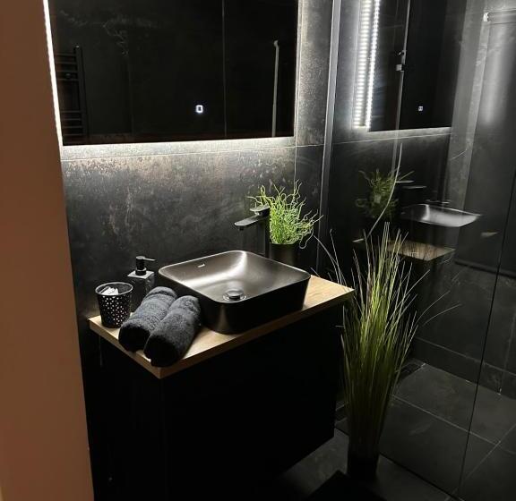 סוויטה עם ג'קוזי, Suite Marie