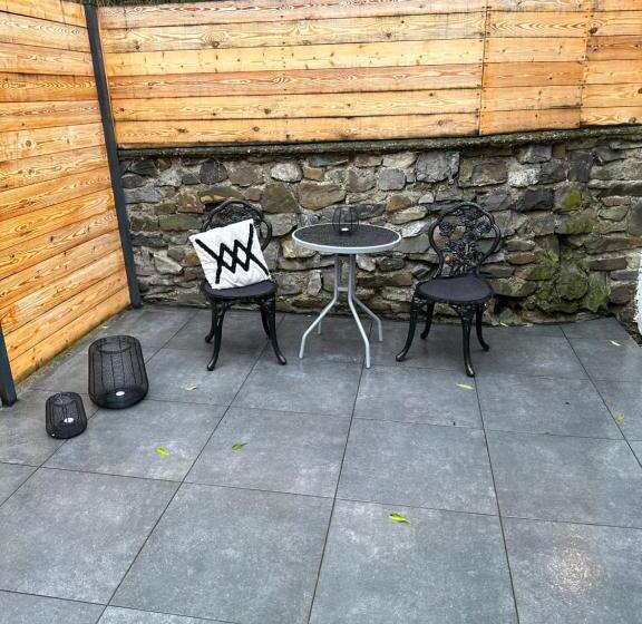 带按摩浴盆的套房, Suite Marie