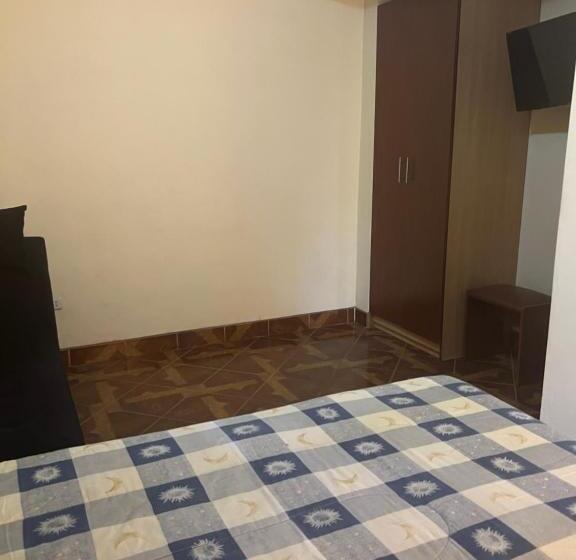 غرفة قياسية, Arc & Suites