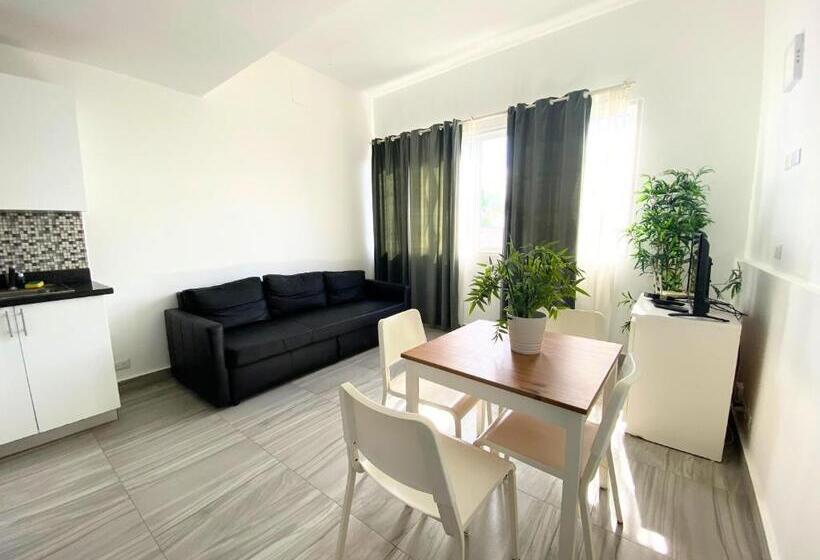 استودیوی استاندارد, Atlantic Suites Great Location Beach, Restaurants And Bars