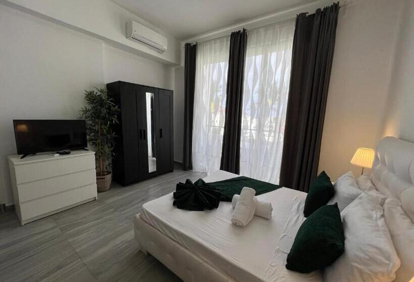 سوییت لوکس, Atlantic Suites Great Location Beach, Restaurants And Bars