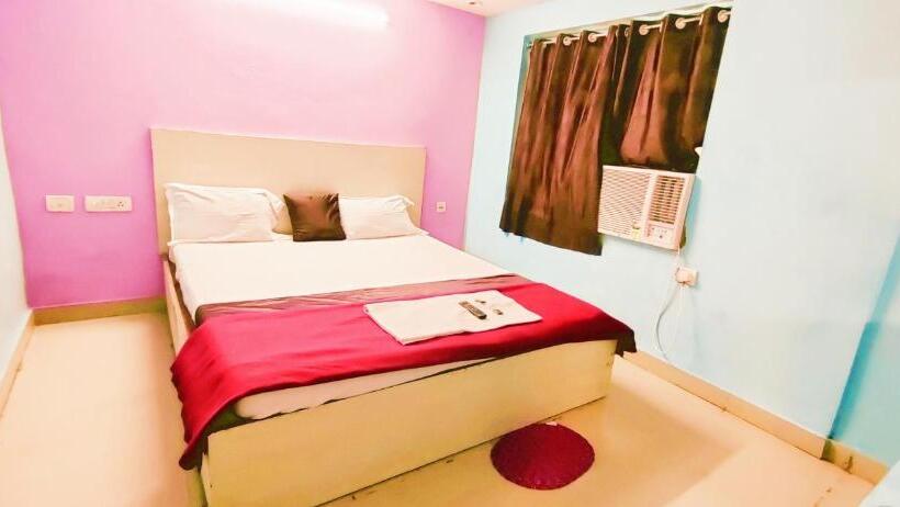 Номер Deluxe, Chandra Bindu Near Sea Beach