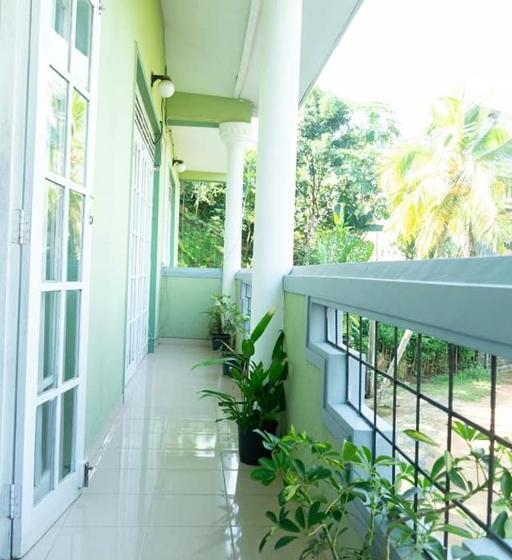 Трехместный Номер Deluxe, New Blue Mount View Kandy