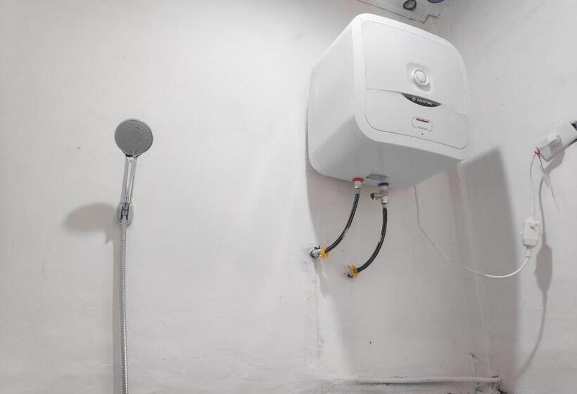 اتاق استاندارد, Reddoorz @ Jalan Ujung Aji Berastagi