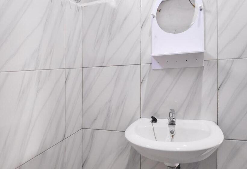 اتاق استاندارد, Reddoorz @ Jalan Ujung Aji Berastagi
