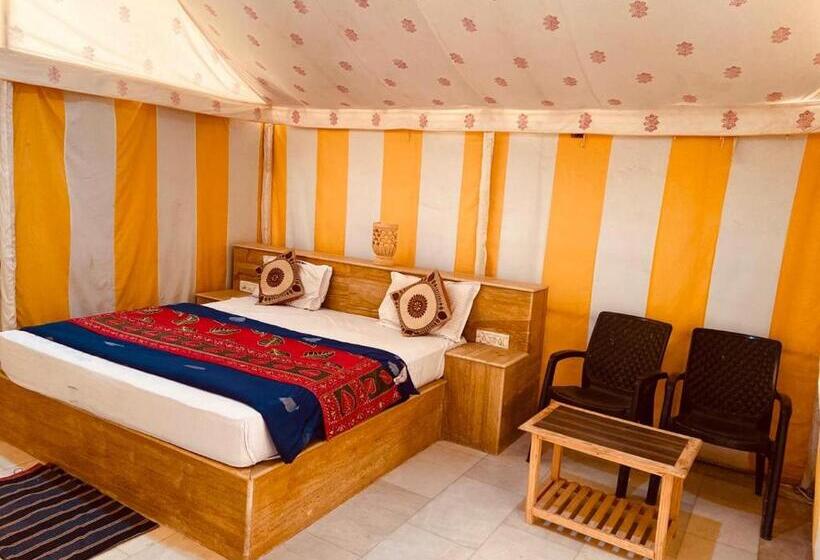 Standardrum, Desert Galaxy Camp