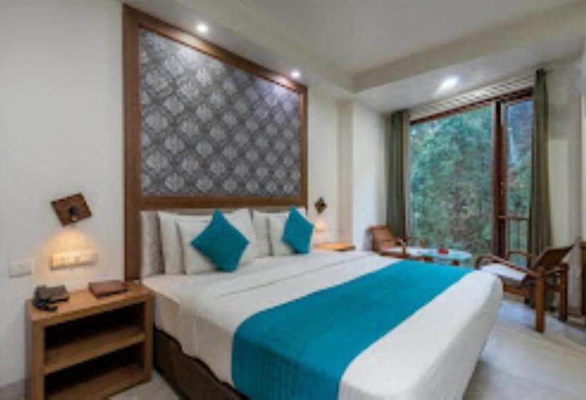 디럭스 룸, The Rock Castle Shimla