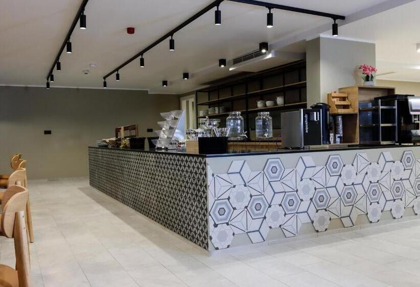 اتاق اکونومی, Wehra