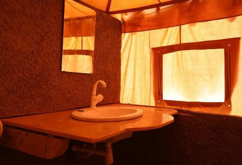 Deluxe-huone, Khuri Resort