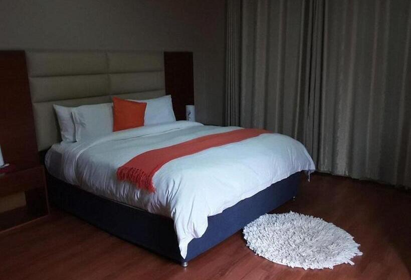 Номер Deluxe, Emangweni Guest House
