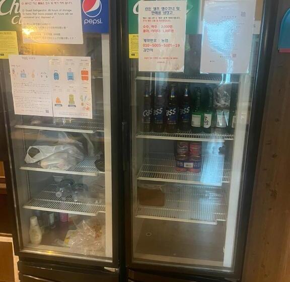 تختخواب در اتاق مشترک, Hanra Guesthouse