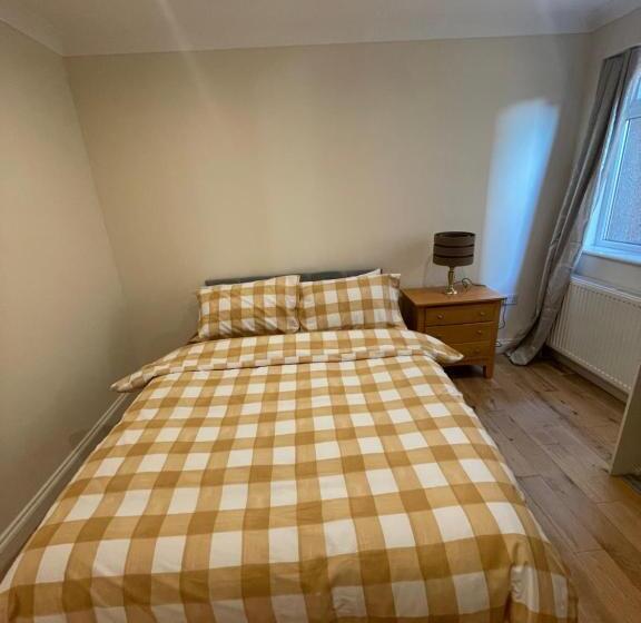 Номер Deluxe, New Malden House