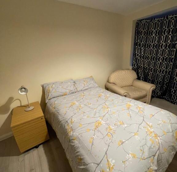 Номер Economy, New Malden House
