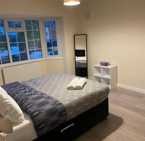 豪华房间, New Malden House