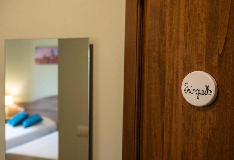 غرفة قياسية مطلّة علي البحيرة, Affittacamere Podere Valserena