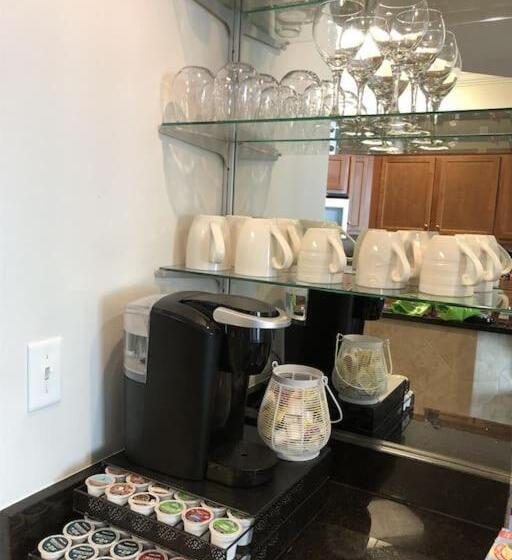 带3个卧室的公寓, The Bluebird Oba At Phoenix West Ii