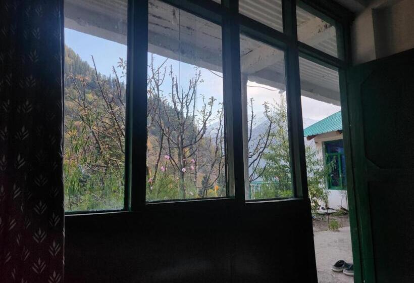 غرفة قياسية حمام مشترك, L Ashrum Cafe & Inn