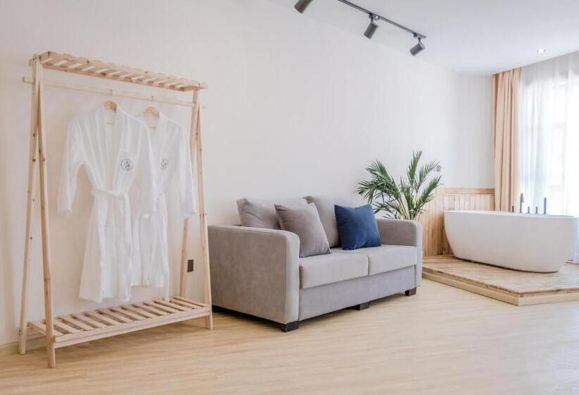 اتاق لوکس, Shangri La Jinwushe Boutique Inn