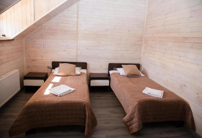 اتاق اکونومی, готель бережани