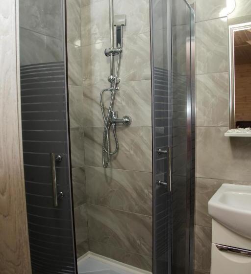 اتاق لوکس, готель бережани