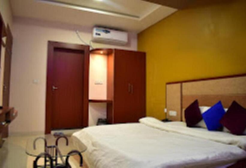 Номер Deluxe, Jyoti Palace