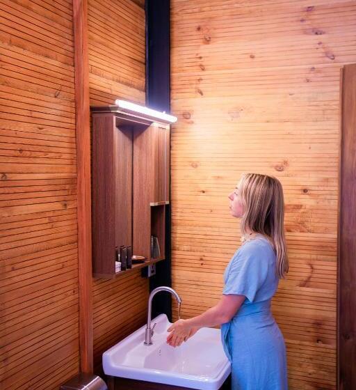 配有游泳池的小型套房, O2 Villas Resort & Spa, Ella