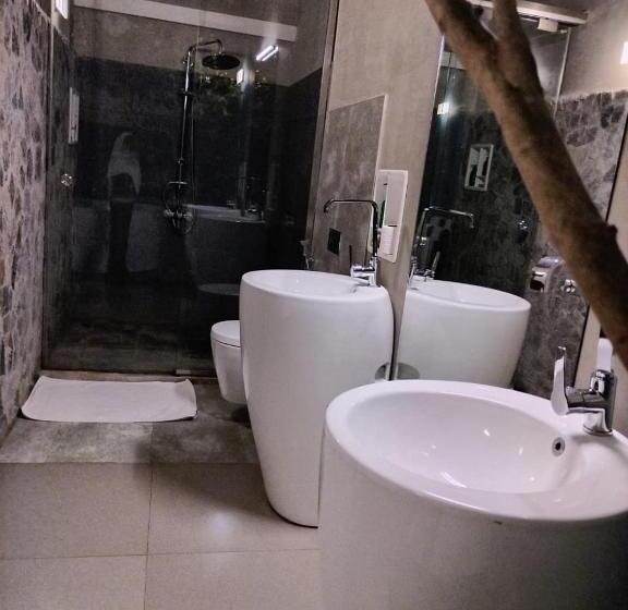 带大床的套房, O2 Villas Resort & Spa, Ella