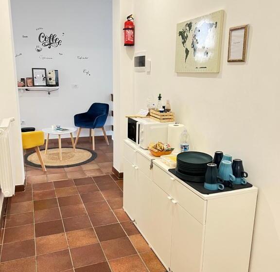 اتاق استاندارد سه نفره, Ciao Bella Roma Airport Guesthouse