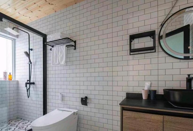 Quarto Estandar, Geometric  Home White Space B&b