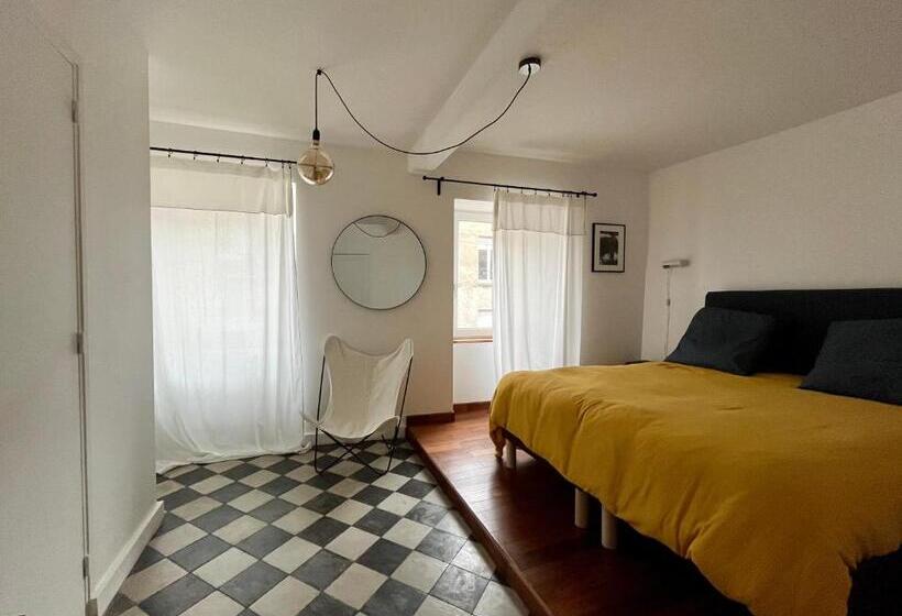 חדר סטנדרט, Le Creux Des Grives