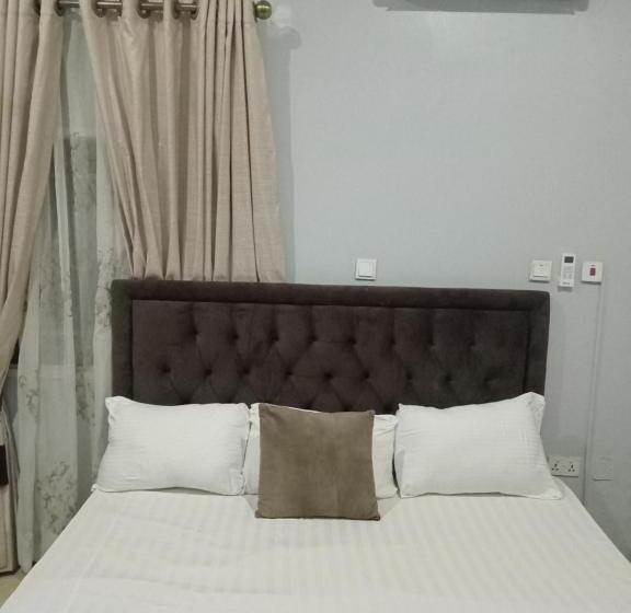 اتاق اکونومی, Od V!ck S Classic, Wuse 2 Extension, Upscale Jahi District Wifi,24hr Power,security, Dstv