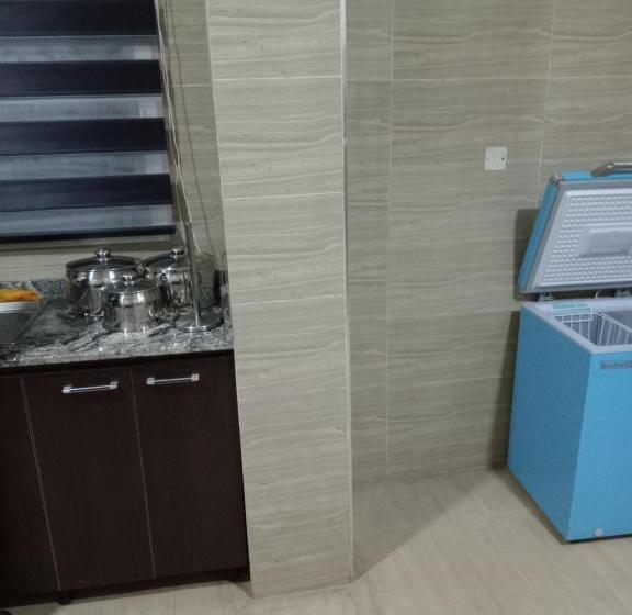 اتاق اکونومی, Od V!ck S Classic, Wuse 2 Extension, Upscale Jahi District Wifi,24hr Power,security, Dstv