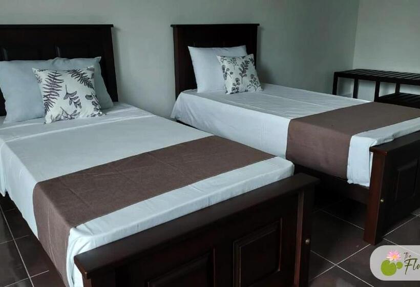 デラックスルーム, The Flower Villa