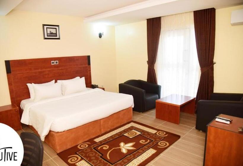 اتاق استاندارد یک تخته با بالکن, Royale Pruriel Hotels